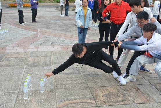 说明: C:\Users\Administrator\Desktop\10.31 2026年世界杯官网2019级新生团建活动\10.31”快来新启航，土木显力量“团建活动\DSC_9216.JPG